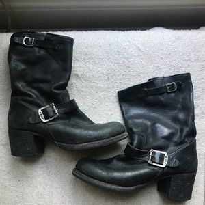 Frye Vera Short Engineer Boots - Black Leather